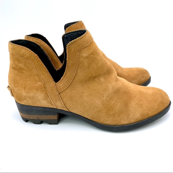 Sorel Lolla Cut-out Booties - Picture 2 of 11